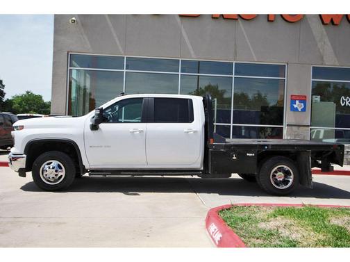 Summit White 2024 Chevrolet Silverado 3500 LT