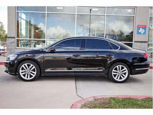 2016 Volkswagen Passat V6 SEL Premium