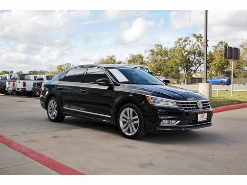 2016 Volkswagen Passat V6 SEL Premium