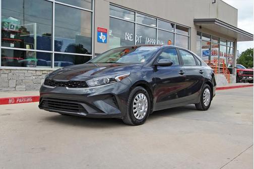 2023 Kia Forte LX