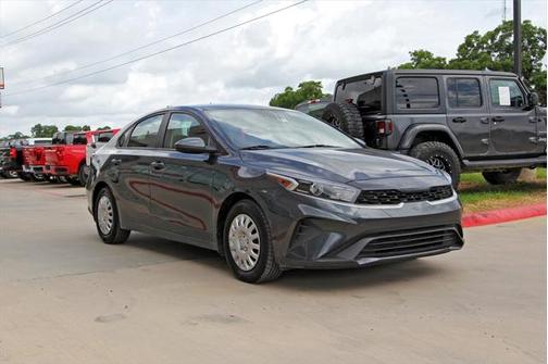 2023 Kia Forte LX