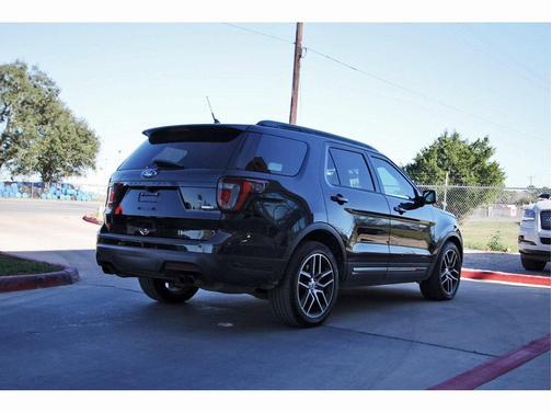 2019 Ford Explorer Sport