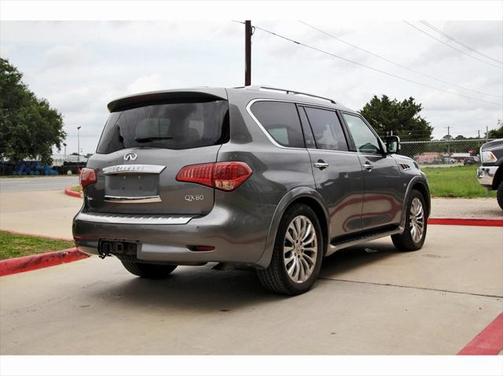 2017 INFINITI QX80 Base