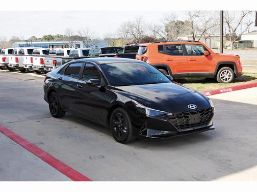 2023 Hyundai ELANTRA HEV Blue