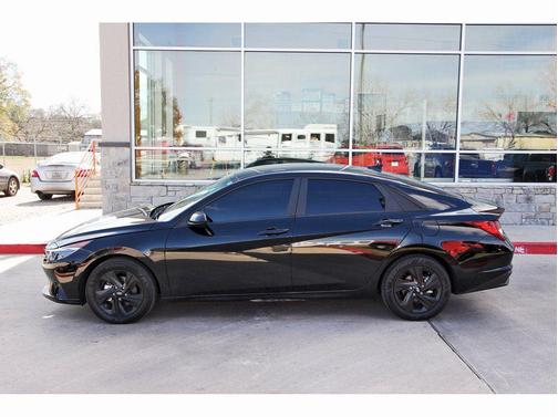 2023 Hyundai ELANTRA HEV Blue