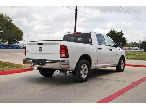 Bright White Clearcoat 2022 RAM 1500 Classic SLT