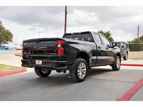 2022 Chevrolet Silverado 1500 Custom
