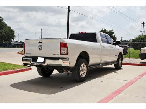 2019 RAM 2500 Big Horn Crew Cab 4x4 8' Box