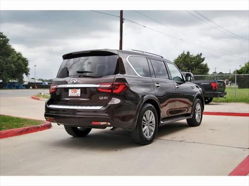 2018 INFINITI QX80 Base