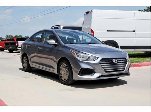 2020 Hyundai Accent SE