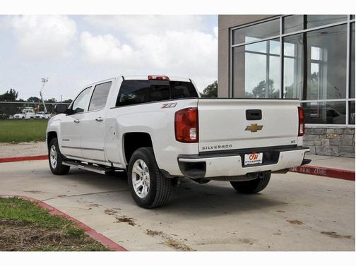 Iridescent Pearl Tricoat 2018 Chevrolet Silverado 1500 LTZ