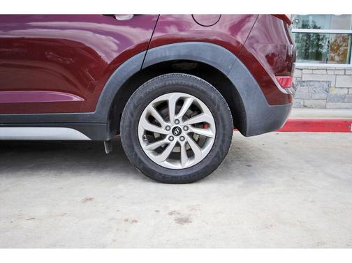 Ruby Wine 2017 Hyundai TUCSON Eco