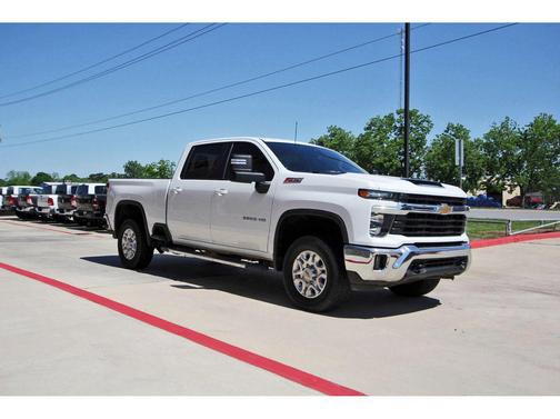 Summit White 2024 Chevrolet Silverado 2500 LT