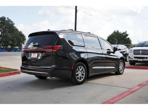 2021 Chrysler Pacifica Touring