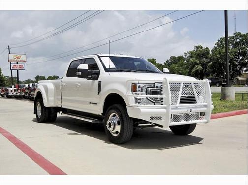 2022 Ford F-350 Lariat