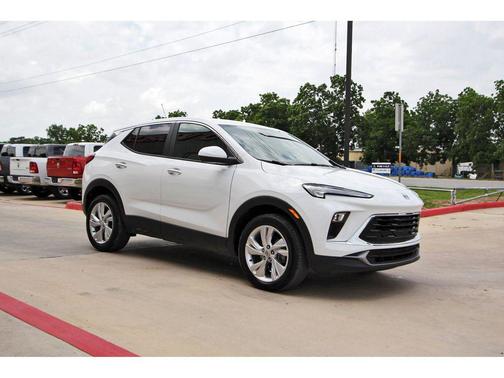 Summit White 2025 Buick Encore GX Preferred