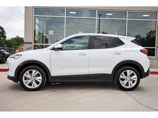 Summit White 2025 Buick Encore GX Preferred