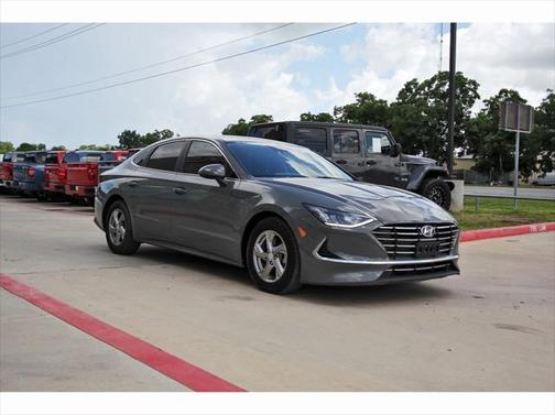 2023 Hyundai SONATA SE