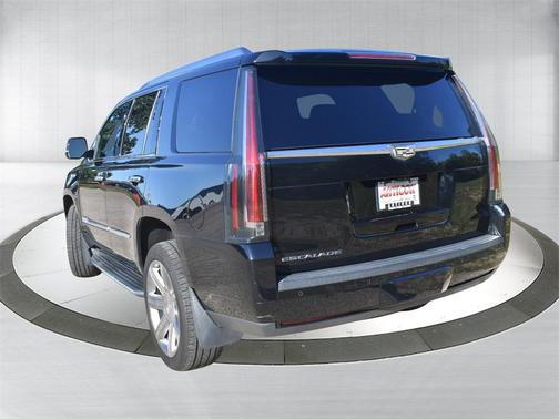2017 Cadillac Escalade Luxury
