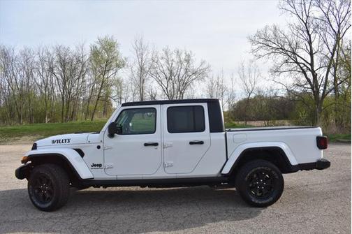 2021 Jeep Gladiator Willys