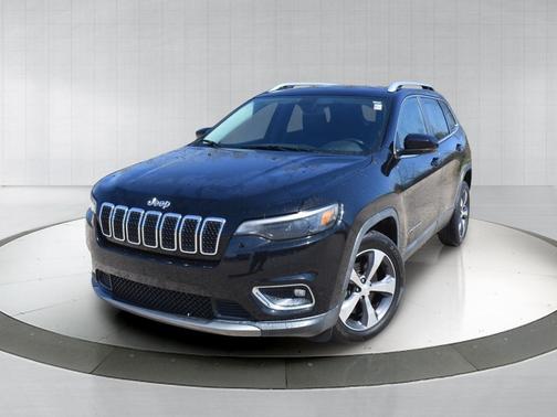 Diamond Black Crystal Pearlcoat 2019 Jeep Cherokee Limited