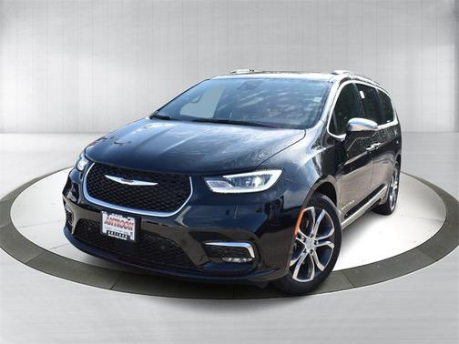 2026 Chrysler Pacifica Pinnacle