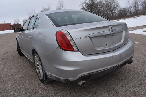2012 Lincoln MKS Base