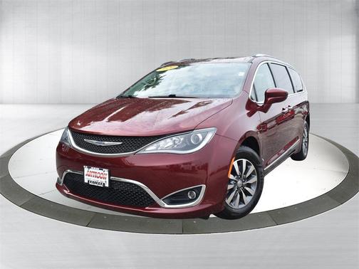 2020 Chrysler Pacifica Touring L Plus