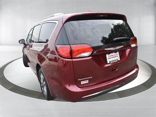 2020 Chrysler Pacifica Touring L Plus