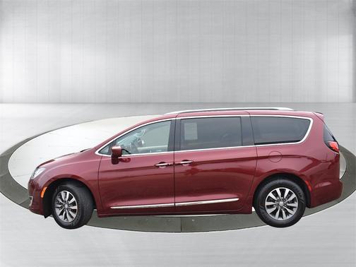 2020 Chrysler Pacifica Touring L Plus