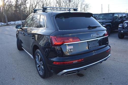 2023 Audi Q5 45 S line Premium