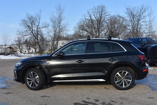 2023 Audi Q5 45 S line Premium