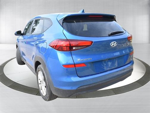 2021 Hyundai TUCSON SE