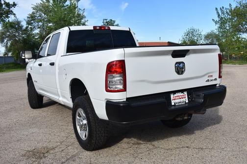 Bright White Clearcoat 2022 RAM 2500 Tradesman