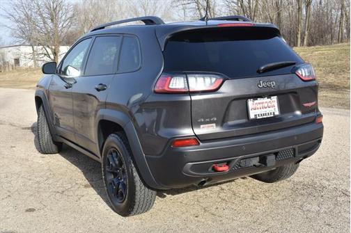 2021 Jeep Cherokee Trailhawk