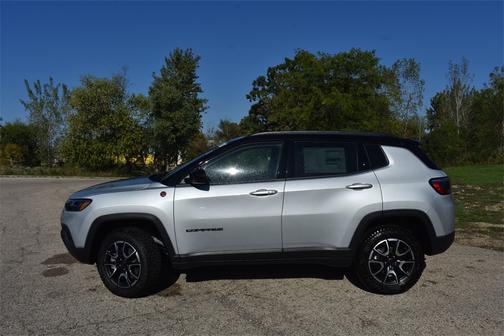 2026 Jeep Compass Trailhawk