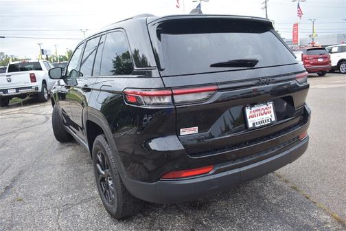 2024 Jeep Grand Cherokee Altitude X