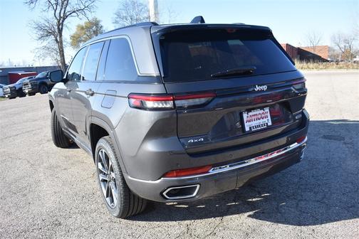 2025 Jeep Grand Cherokee Overland