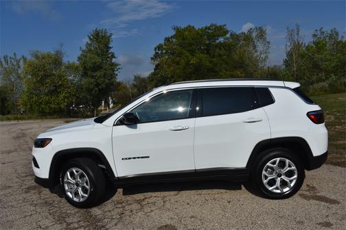2025 Jeep Compass Latitude