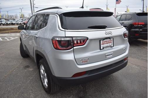 2025 Jeep Compass Latitude
