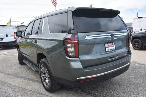 Silver Sage Metallic 2024 Chevrolet Tahoe LT