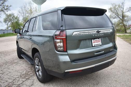 Silver Sage Metallic 2024 Chevrolet Tahoe LT