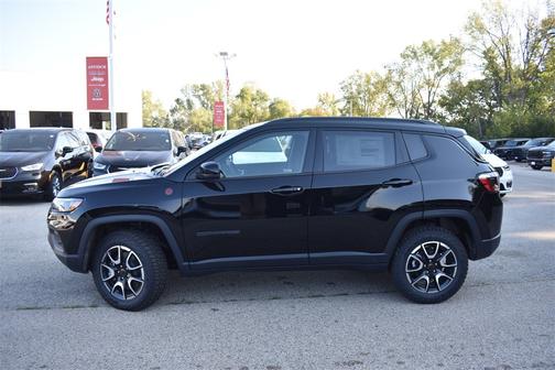 2026 Jeep Compass Trailhawk