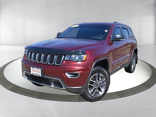 Velvet Red Pearlcoat 2022 Jeep Grand Cherokee WK Limited