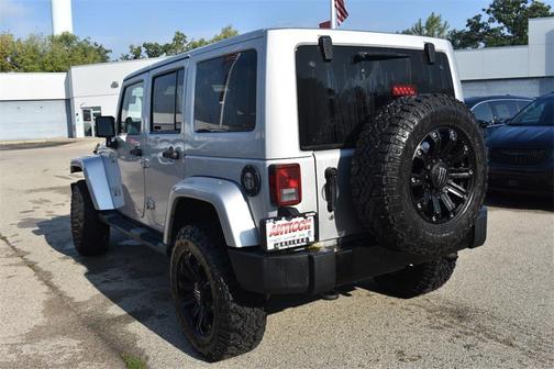 2012 Jeep Wrangler Unlimited Sahara