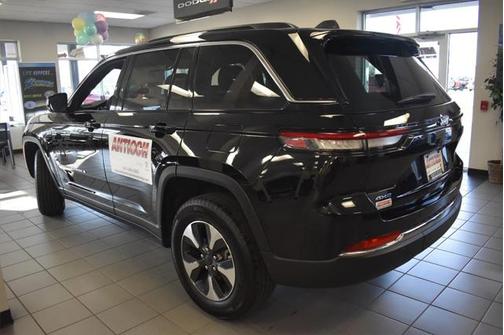 2024 Jeep Grand Cherokee Base 4xe