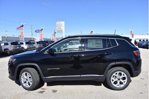 2025 Jeep Compass Latitude