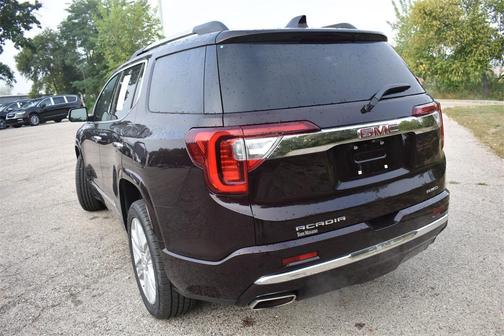 2020 GMC Acadia Denali