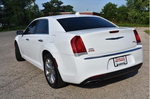 2017 Chrysler 300 C