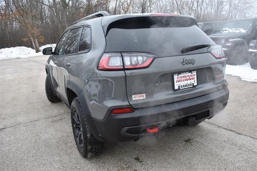 2022 Jeep Cherokee Trailhawk